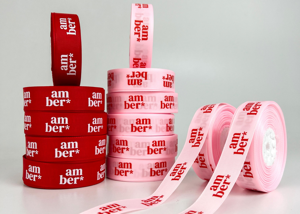 Репсова стрічка з логотипом — рішення для преміальної упаковки